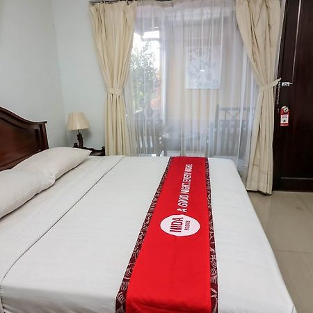 Legian Beach Hotel Kuta  Exterior photo