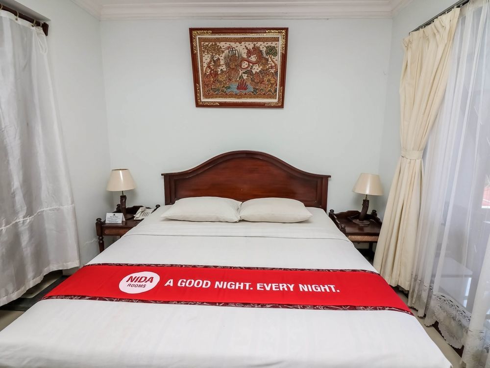 Legian Beach Hotel Kuta  Exterior photo